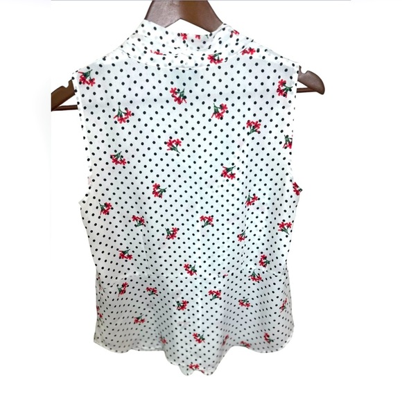 Liz Claiborne Tank Blouse Polka Dot with Red Flowers Size MP - Picture 3 of 4